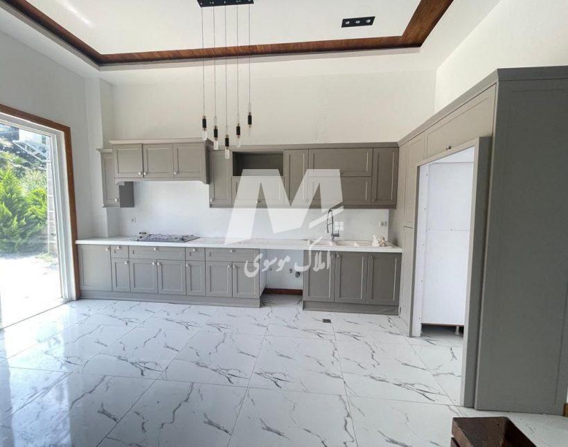 فروش ويلايي منوچهركلا نوشهر استخر داخلي شهرك برند | 350 متر