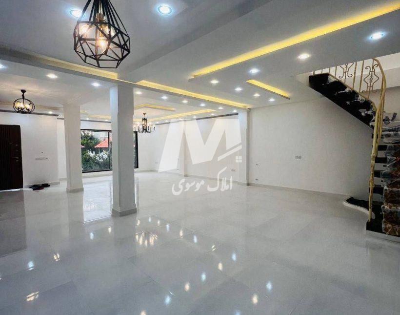 فروش ویلا دوبلکس لاکچری استخردار پلاک 1 جنگل امیر آباد چمستان | 360 متر