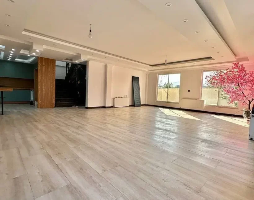 خرید ویلا ۵۰۰ متری نما رومی منطقه سعادت آباد چمستان | 500 متر
