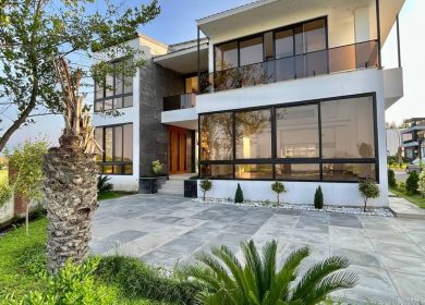 خرید ویلا ۳۰۰ متری مدرن سند دار جاده دریا ایزدشهر | 250 متر