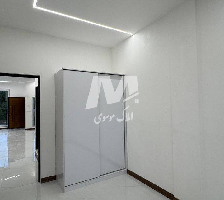 فروش ویلا همکف روف دار | 170 متر