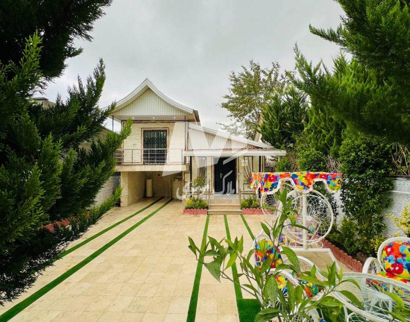 فروش ویلا باغچه بازسازی شده | 240 متر