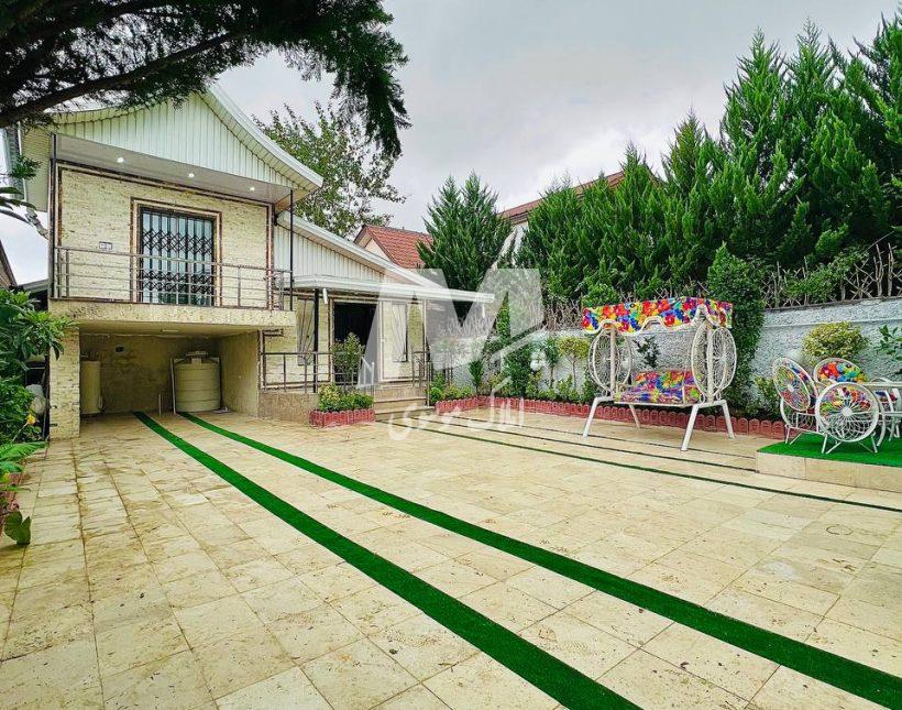 فروش ویلا باغچه بازسازی شده | 240 متر