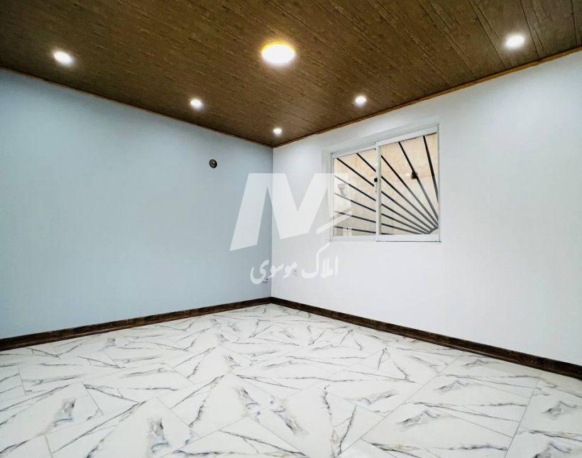 فروش ویلا باغچه بازسازی شده | 240 متر