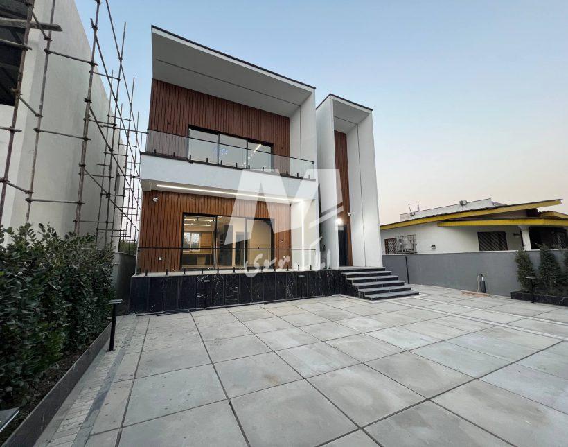 خرید ویلا ۳۲۰ متر زمین داخل همچین شهرکی نوشهر چلندر | ۳۲۰ متر