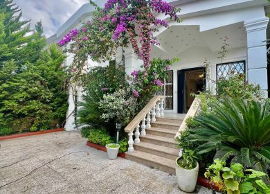 فروش ویلا باغ نیم پیلوت 250 متری سند شش دانگ شهرکی | 250 متر