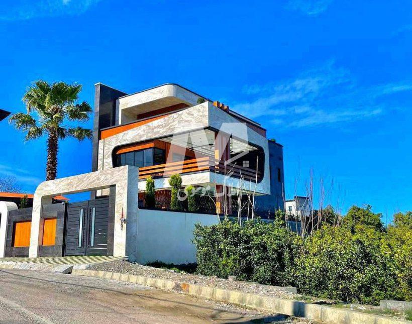 خرید ویلا مدرن تریبلکس قطعه ۱ جنگل در چمستان سعادت‌آباد | ۴۰۰ متر