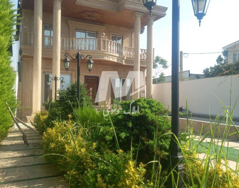 فروش ویلا دوبلکس کلاسیک استخر دار سلیاکتی نور | 330 متر