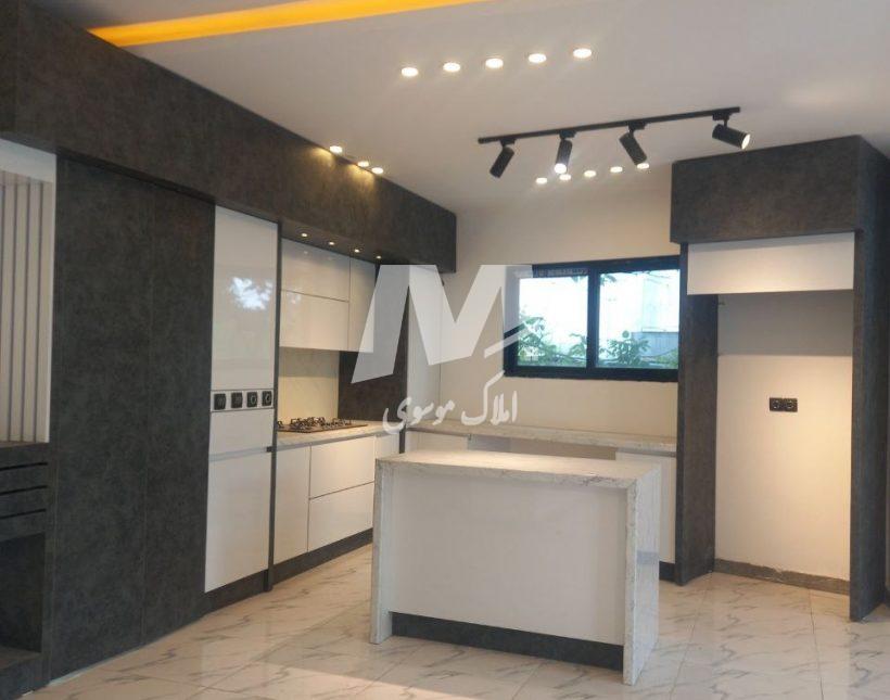 فروش ویلا تریپلکس با جکوزی و آلاچیق تو روف نعمت آباد چمستان | 300 متر