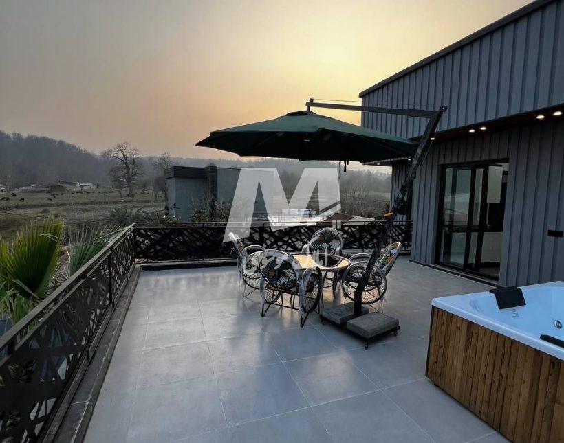 خرید ویلا تریپلکس با جکوزی تو روف گاردن نعمت آباد چمستان | 220 متر