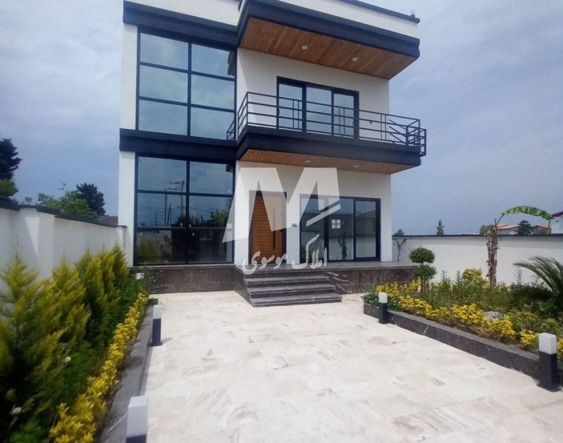 خرید ویلا دوبلکس جنگلی با ویو دشت نور | 220 متر