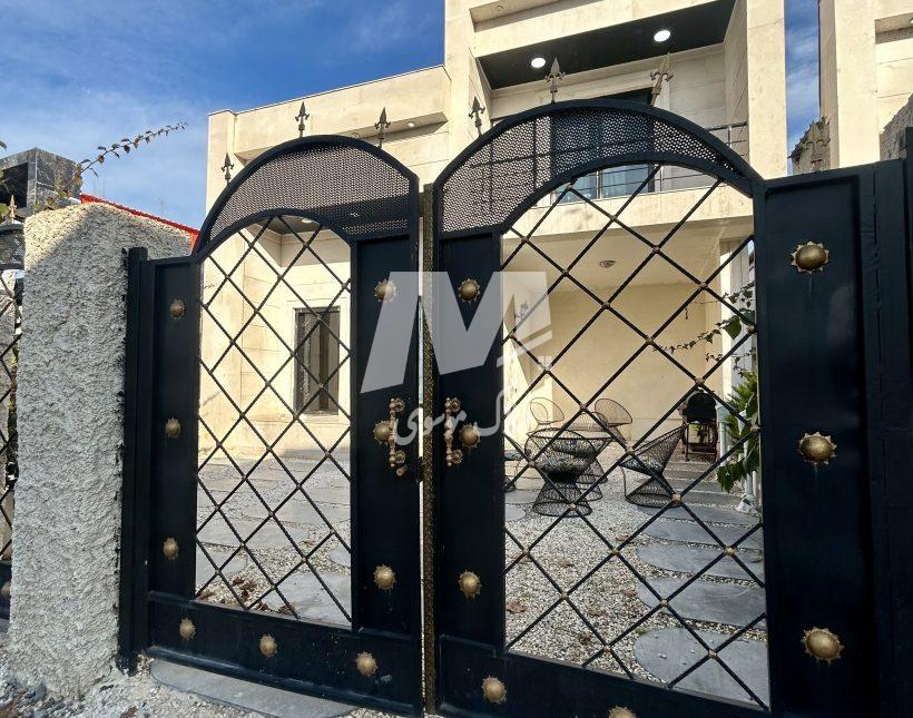 فروش ویلا نیم پیلوت فول مبله | 220 متر