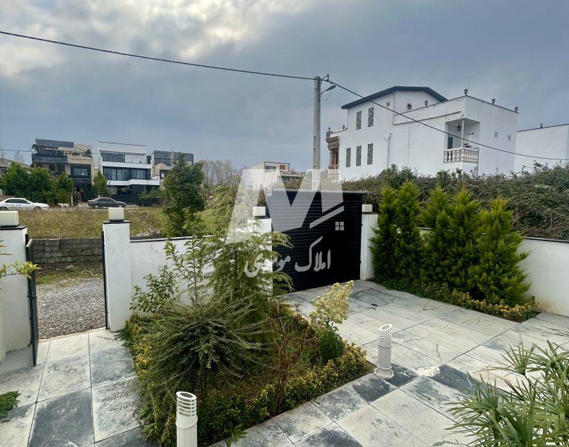 فروش ویلا همکف روف دار منطقه جنگلی نور | 200 متر