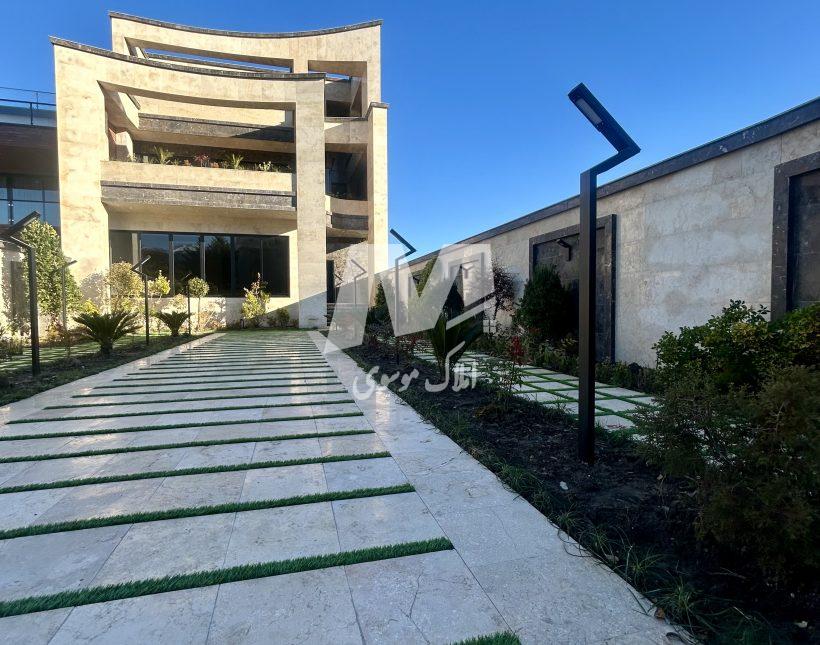 خرید ویلا تریپلکس با دبل روف | 470 متر