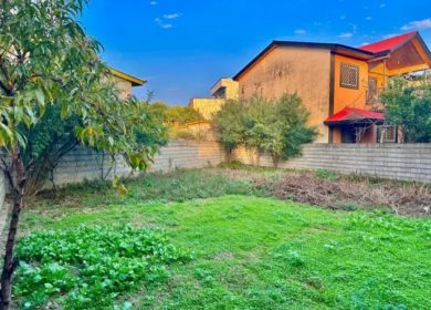 خرید زمین در نوشهر ۳۰۰ متری قابل ساخت با انشعابات | ۳۰۰ متر