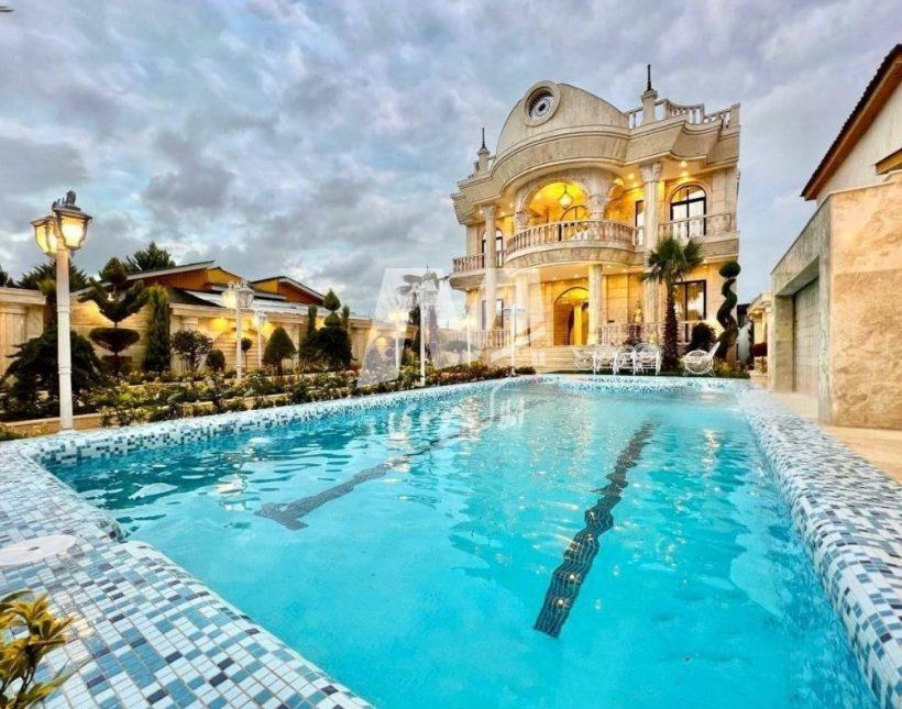 خرید ویلا در نوشهر ۱۰۰۰ متری کاخ ویلا با استخر سند دار | ۱۰۰۰۰ متر