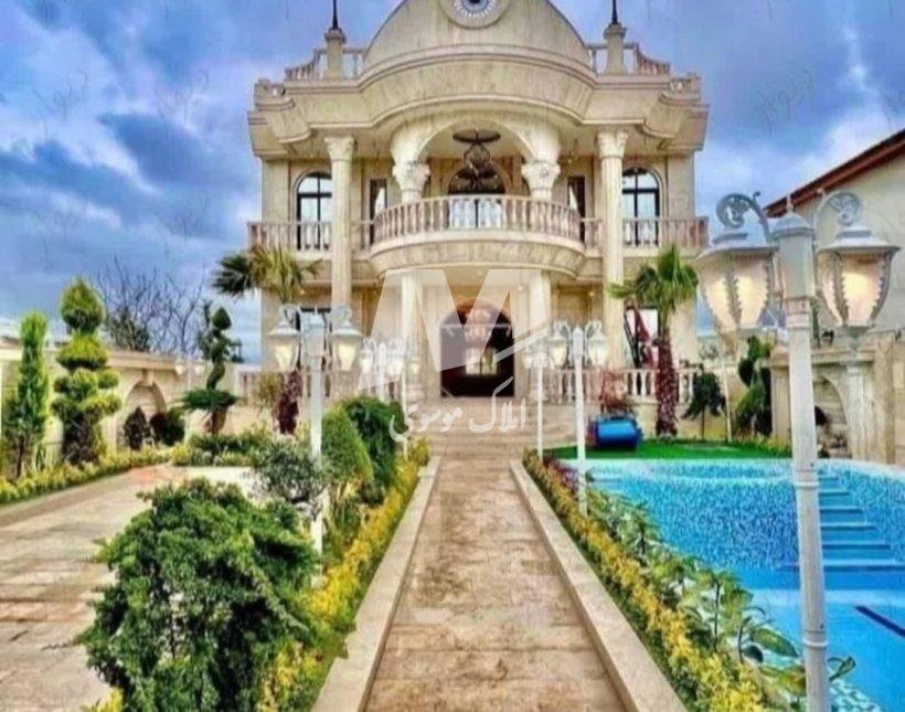 خرید ویلا در رویان 600 متری با استخر سند دار | 600 متر