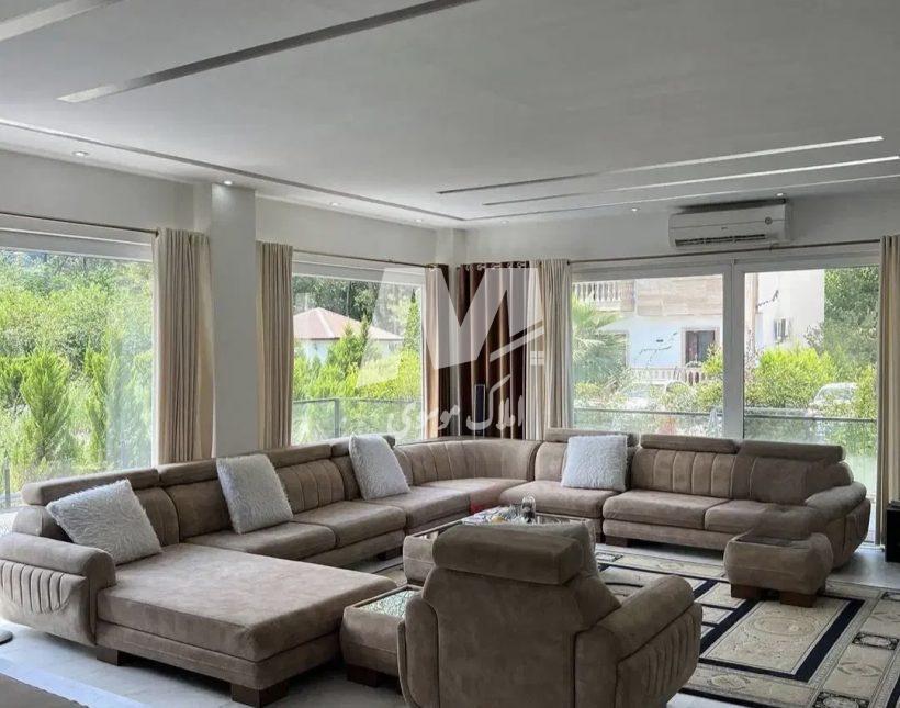 فروش ویلا باغ ۴۰۰ متری با استخر و جکوزی چلک نوشهر | ۴۰۰ متر