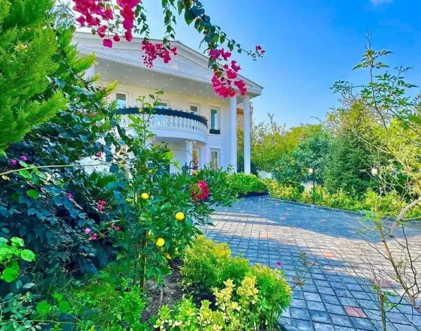 خرید ویلا ۵۰۰ متری نما رومی منطقه سعادت آباد چمستان | 500 متر