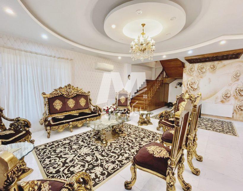 فروش کاخ ویلا استخر دار با روف بزرگ | 320 متر