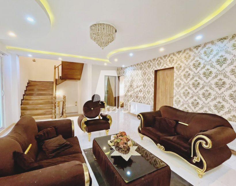 فروش کاخ ویلا استخر دار با روف بزرگ | 320 متر