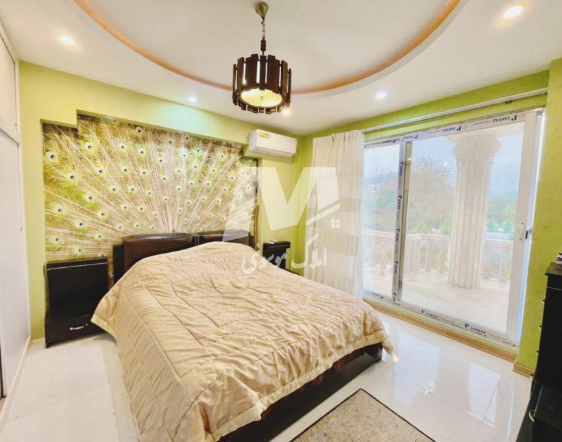 فروش کاخ ویلا استخر دار با روف بزرگ | 320 متر