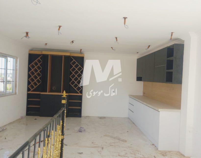 فروش ویلا تریپلکس کلاسیک با ویو جنگل | 220 متر