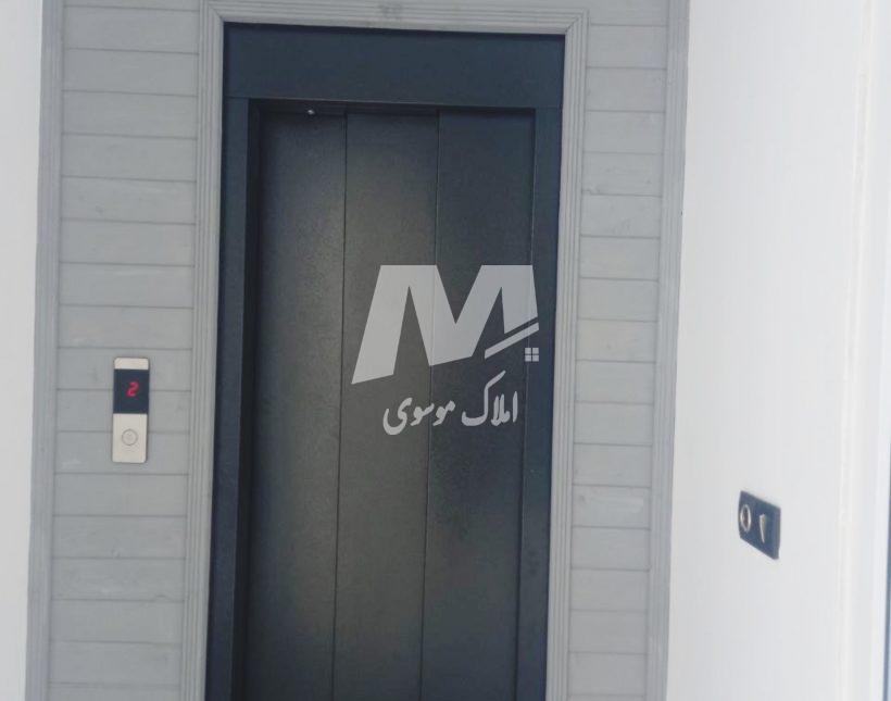 فروش ویلا تریپلکس روف دار جزیره جنگلی جوربند | 330 متر
