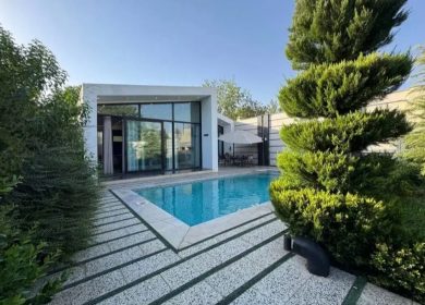 فروش ویژه و اقساطی ویلا مدرن استخردار فول فرنیش شهرکی | ۲۶۰ متر