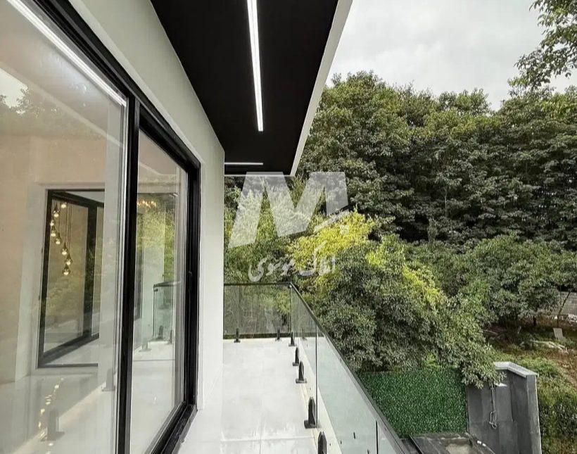 فروش ویژه ویلا مدرن استخردار فول هوشمند در منطقه برند نور | ۲۵۰ متر