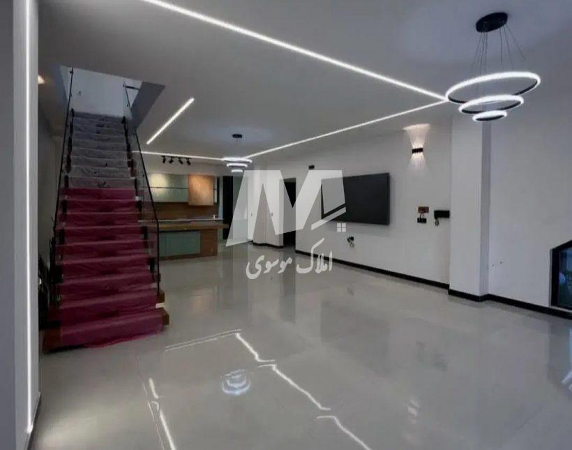 خرید ویلا دوبلکس مدرن ۳۰۰ متری استخردار منطقه امیرآباد چمستان | ۲۵۰ متر