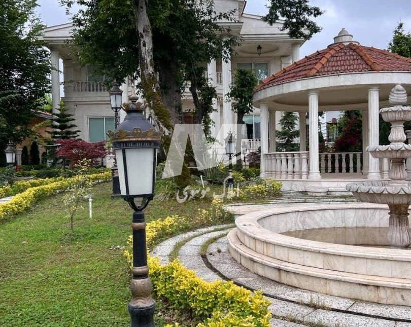 خرید ویلا باغ ۷۰۰ متری نما کلاسیک منطقه نور | 700 متر