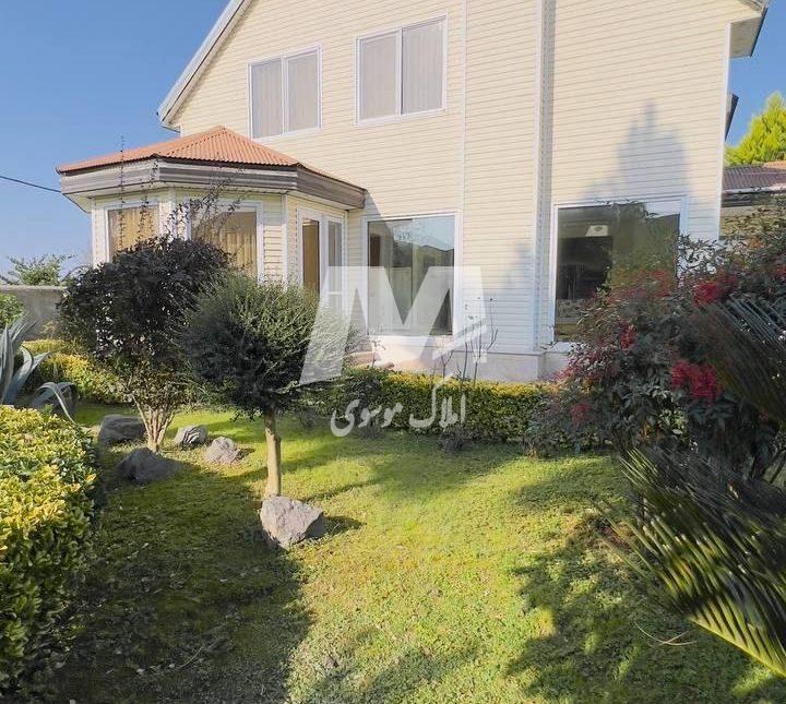 خرید ویلا باغ نما انگلیسی مبله منطقه جنگلی نور | 540 متر