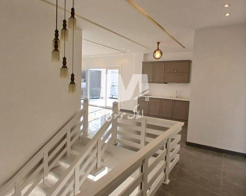 فروش ویلای ۳۳۰ متری استخر و جکوزی با مدارک رویان | ۳۳۰ متر