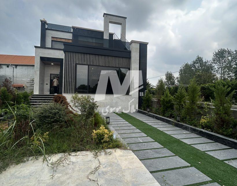 خرید ویلا مدرن تریپلکس در چمستان | 270 متر