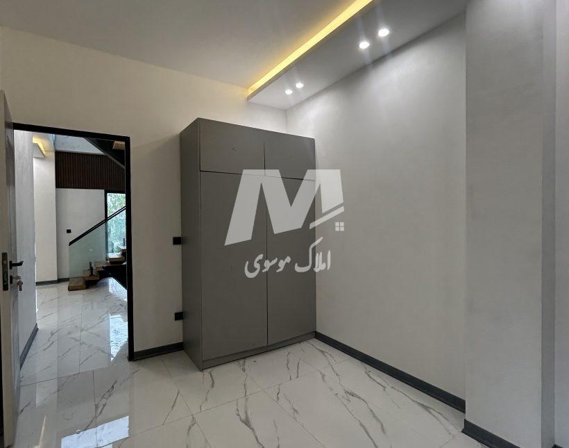 خرید ویلا مدرن تریپلکس در چمستان | 270 متر