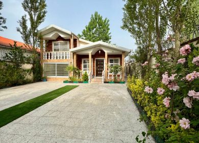 خرید ویلا باغ نیم پیلوت ۳۰۰ متری سند دار جنگلی | ۳۰۰ متر