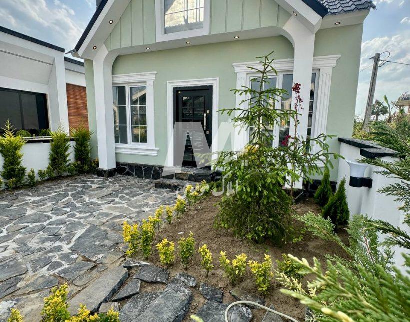 خرید ویلا فلت نما انگلیسی سند دار جنگلی | 200 متر