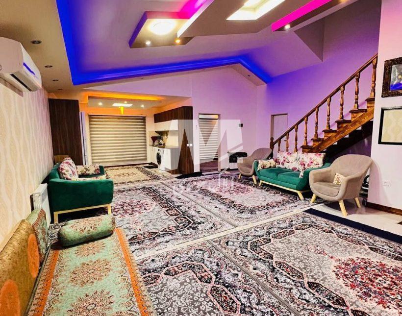 فروش باغ ویلا نیم پیلوت ۳۰۰ متری سند دار سرسبز شمال | ۳۰۰ متر