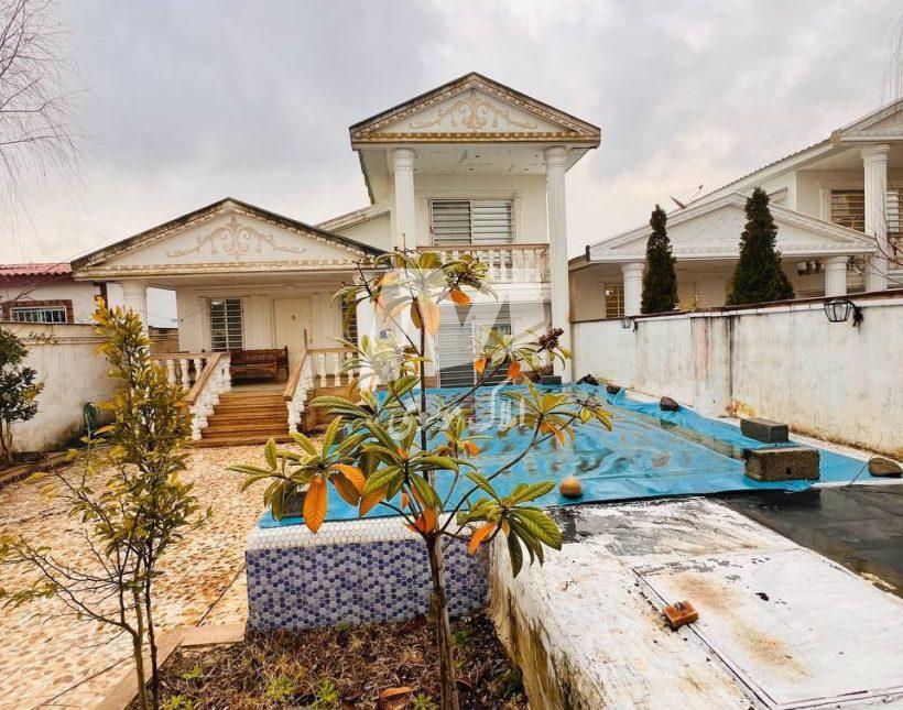 فروش باغ ویلا نیم پیلوت ۳۰۰ متری سند دار سرسبز شمال | ۳۰۰ متر