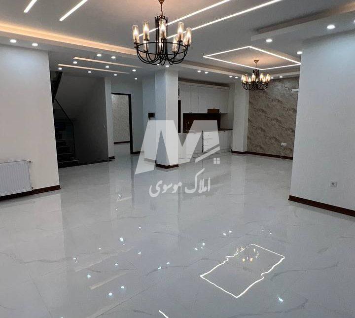 خرید ویلای تریبلکس مدرن با استخر داخلی در سعادت‌آباد چمستان | ۳۰۰ متر