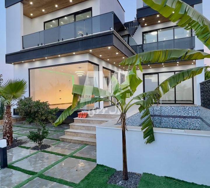 خرید ویلای دوبلکس مدرن با استخر روباز و شهرکی در سلیاکتی نور | ۳۰۰ متر