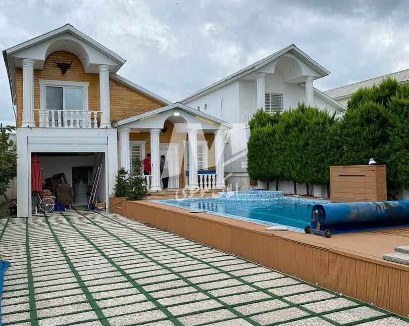 خرید ویلا نیم پیلوت مدرن استخردار با متریال درجه یک | 350 متر