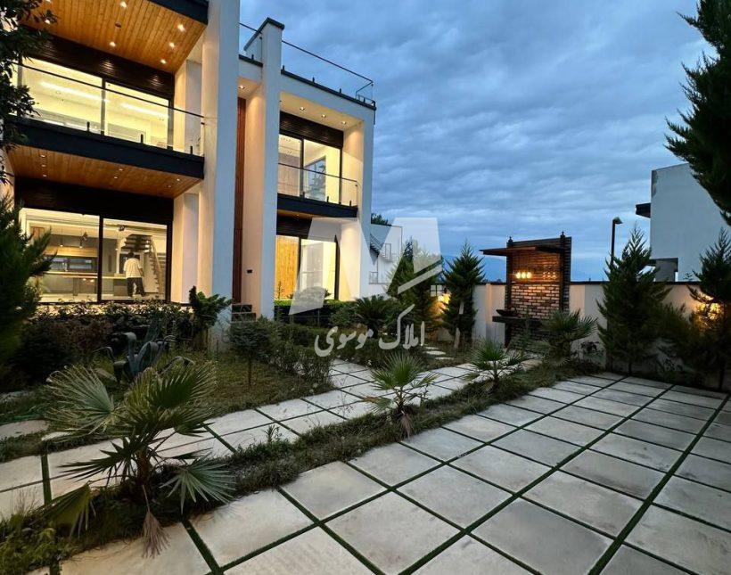 خرید ویلا نوساز مدرن نوشهر منطقه امیررود مدارک کامل | 350 متر