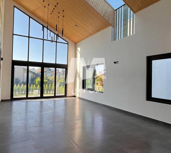 فروش ویلا نیم پیلوت نما انگلیسی مدارک کامل رویان | 320 متر