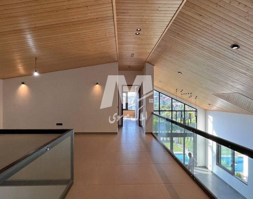 فروش ویلا نیم پیلوت نما انگلیسی مدارک کامل رویان | 320 متر