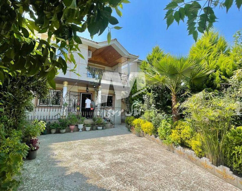 خرید ویلا در چمستان ۲۵۰ متری مبله شهرکی نعمت آباد | ۲۵۰ متر