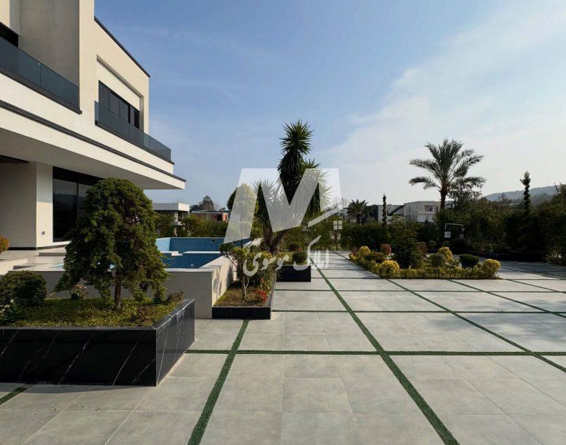 خرید ویلا در رویان 1000 متری شهرک پلاک اول جنگل با استخر | 1000 متر