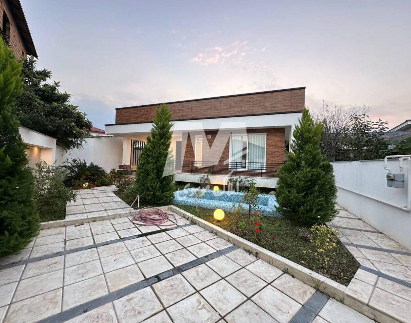 خرید ویلا مدرن مدارک کامل نوساز کلید نخورده سیسنگان نوشهر | 200 متر