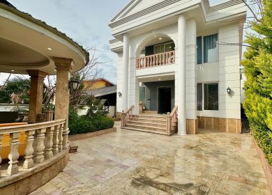 خرید ویلای دوبلکس کلاسیک با استخر داخلی در نور سلیاکتی | ۳۰۰ متر